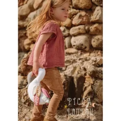 Peluche cygne Susie avec ailes multicolores