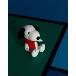 Peluche Snoopy avec écharpe - 17 cm