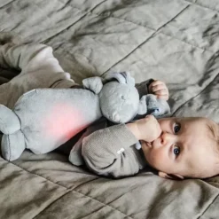 Peluche veilleuse Lapin magique Moonie gris/bleu avec son & lumière